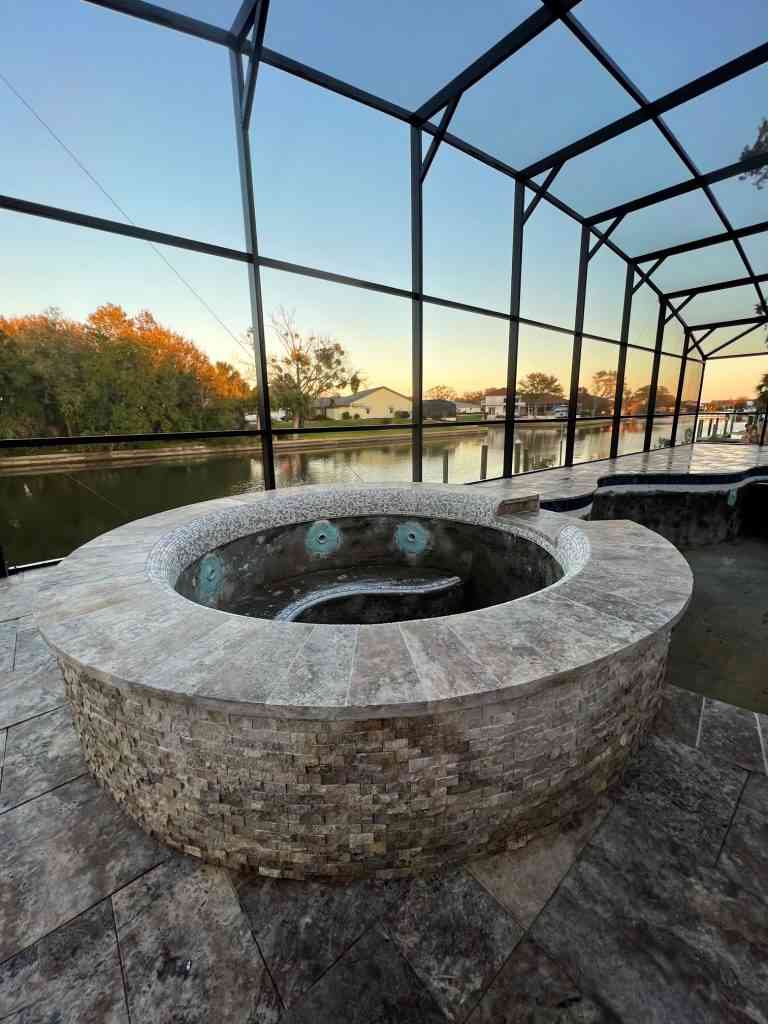 custom rolled edge spa