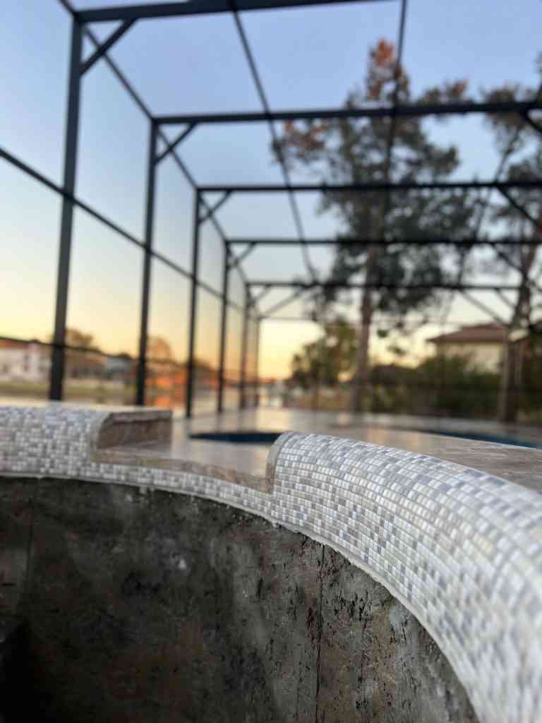 custom rolled edge spa