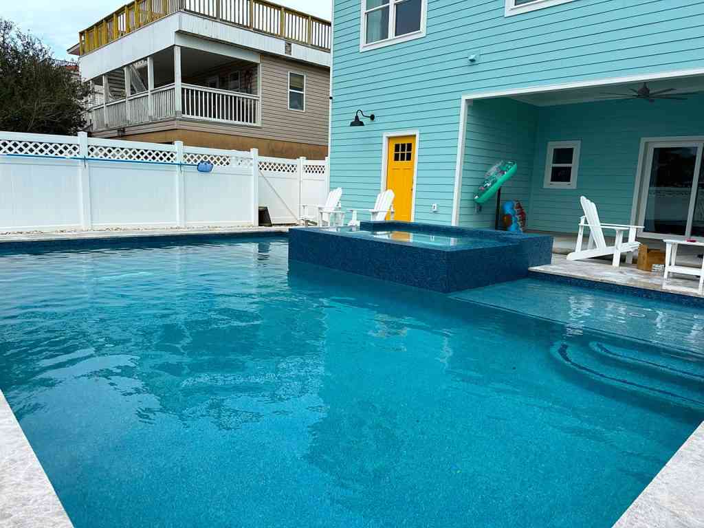 Custom pool and spa combo in St Augustine